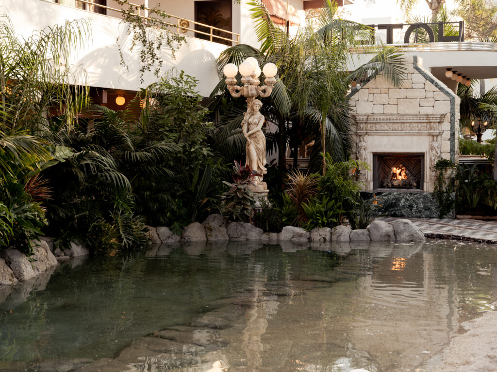 The Baby Grand (Formerly La Avenida Inn)